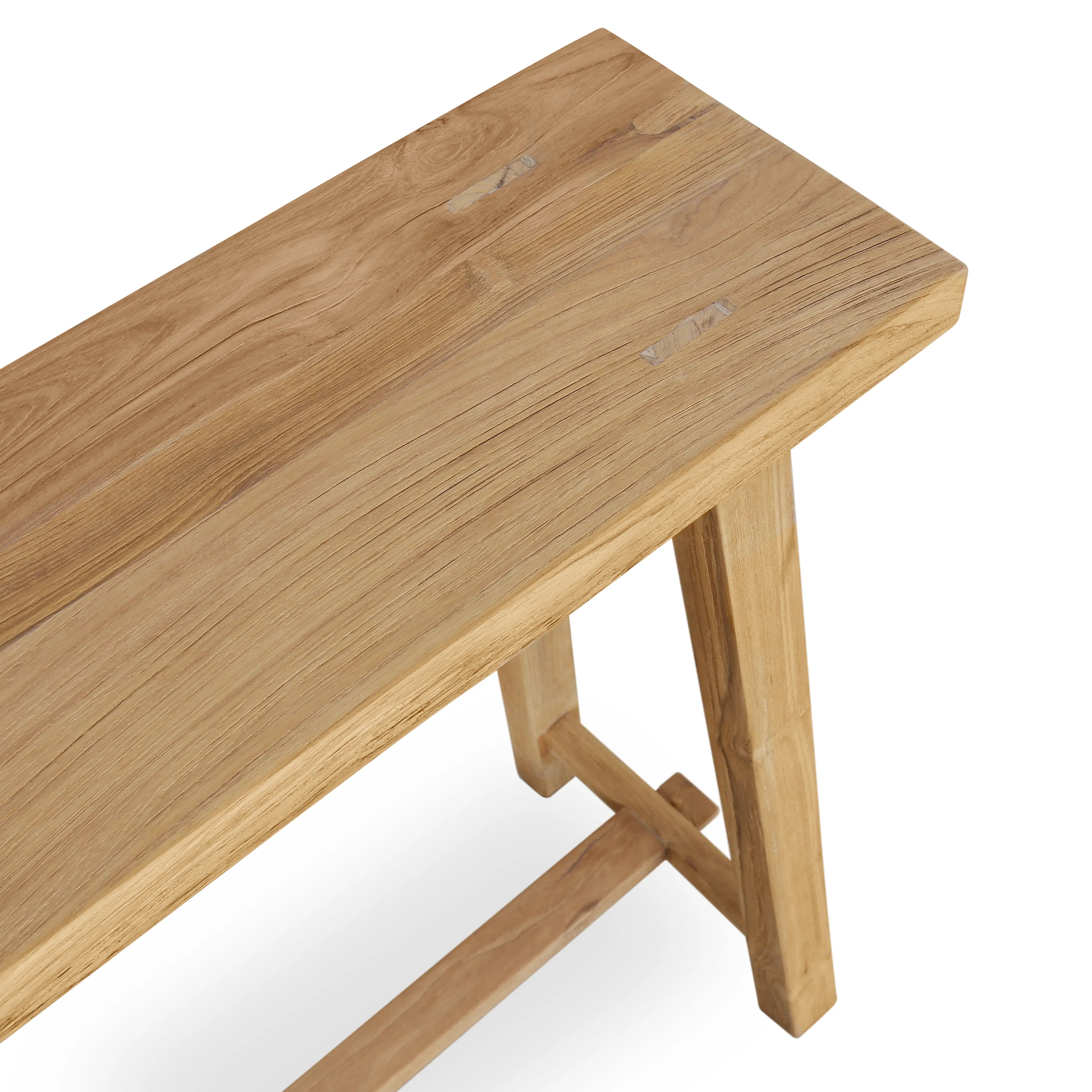 Bovenkant van sidetable gemaakt van teakhout met witte achtergrond