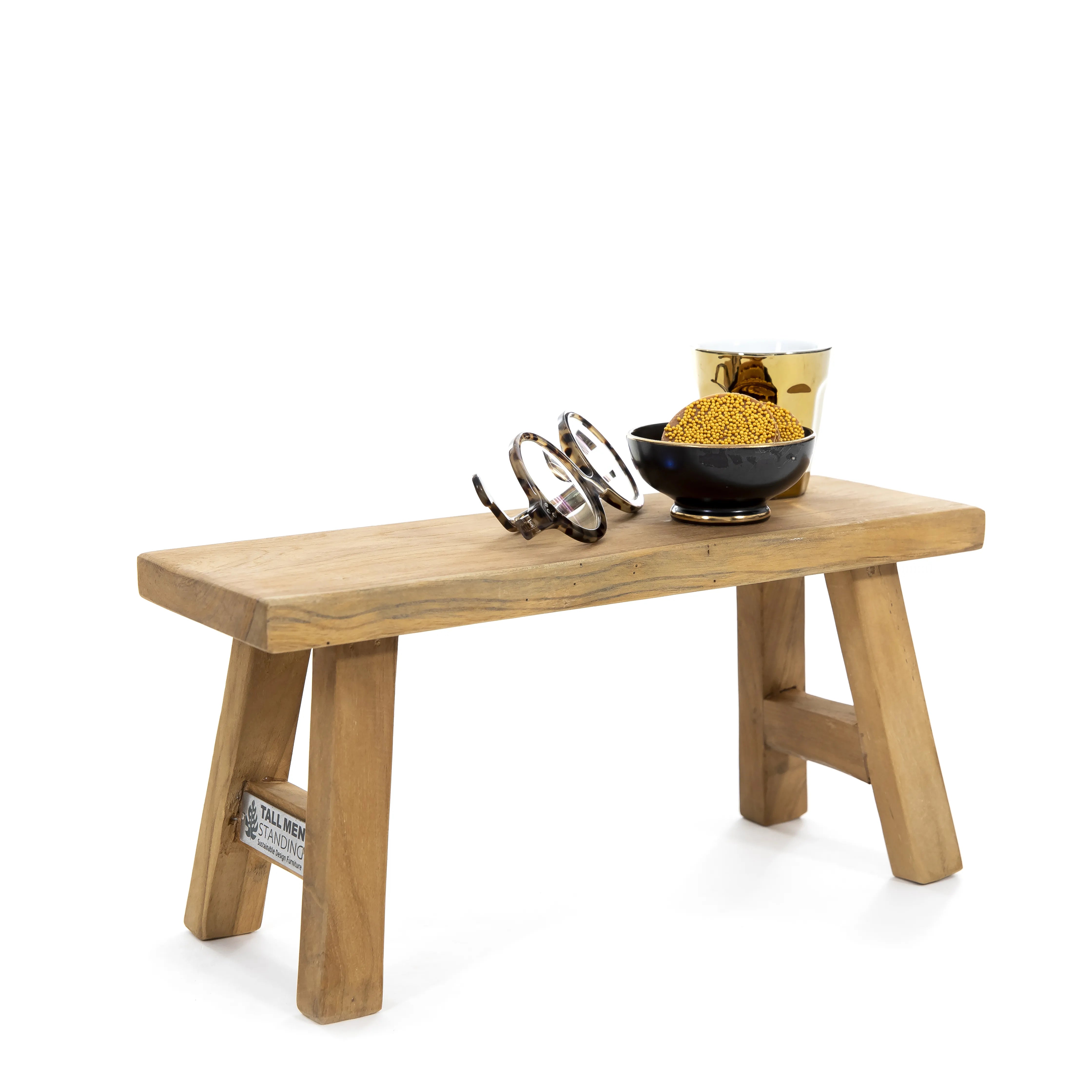 Klein decoratief krukje Elsa van massief teakhout 34x12x16 cm van Tall Men Standing