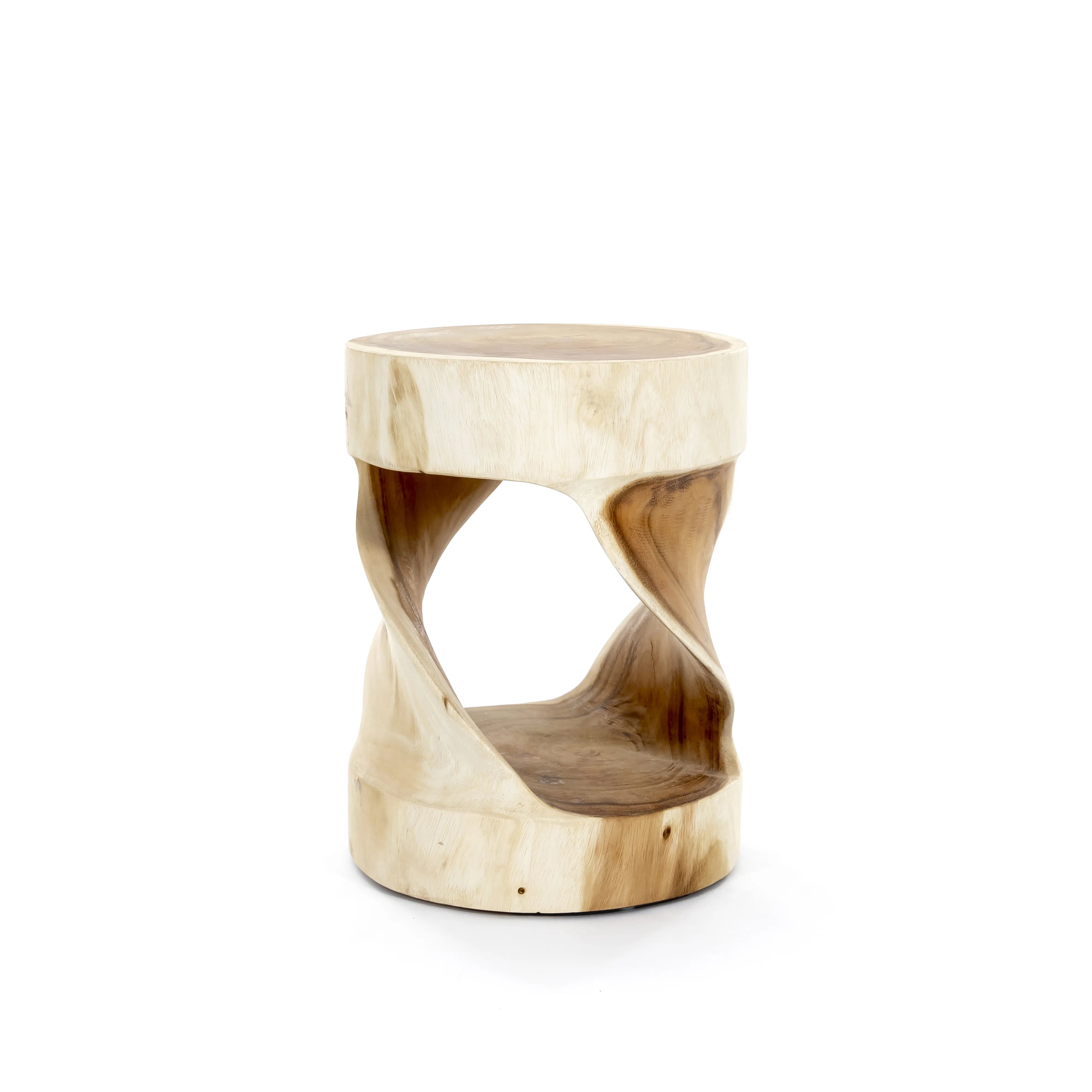 Ronde design kruk Matrino van massief teak met open gedraaide vorm