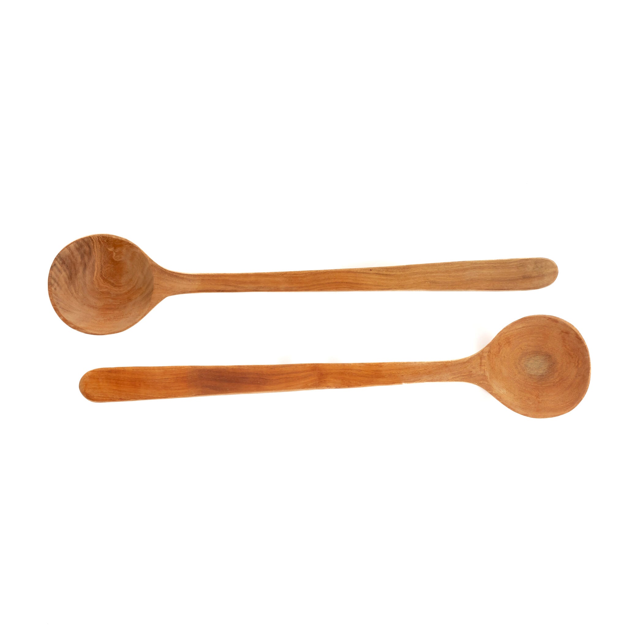 Bovenaanzicht van teakhouten lepels set van twee stuks lepels