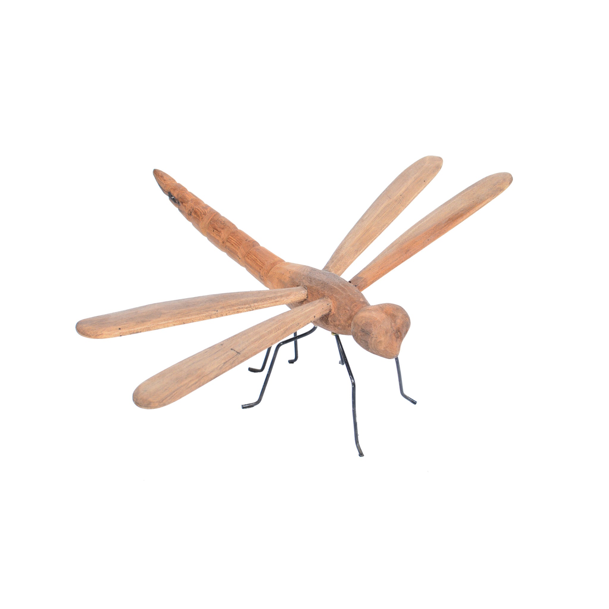 Teakhouten Libelle, handgesneden decoratiebeeld van een insect op metalen pootjes