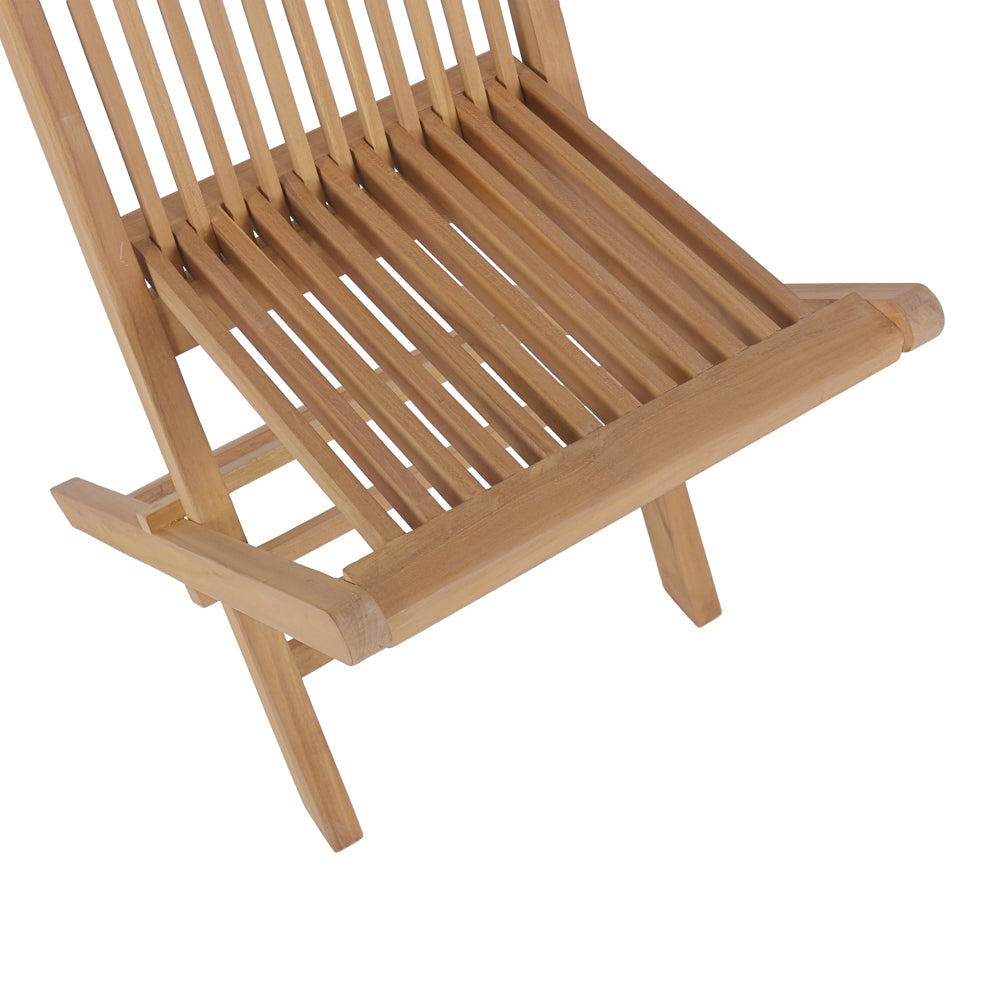 Detail van de Bali opvouwbare houten tuinstoel met lattenzitting