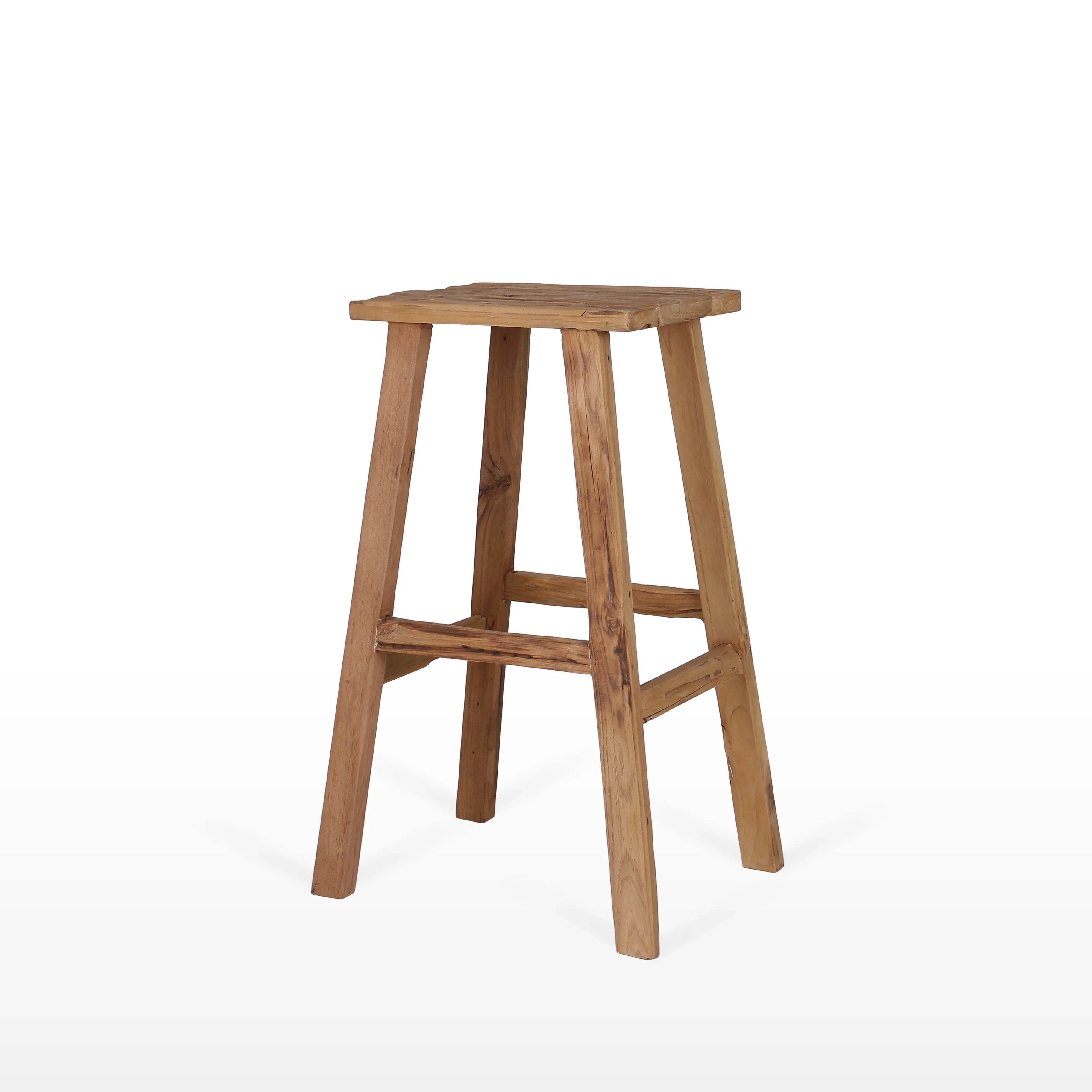 Zijaanzicht vintage teakhouten barkruk met stevige poten, perfect voor bar of keuken.
