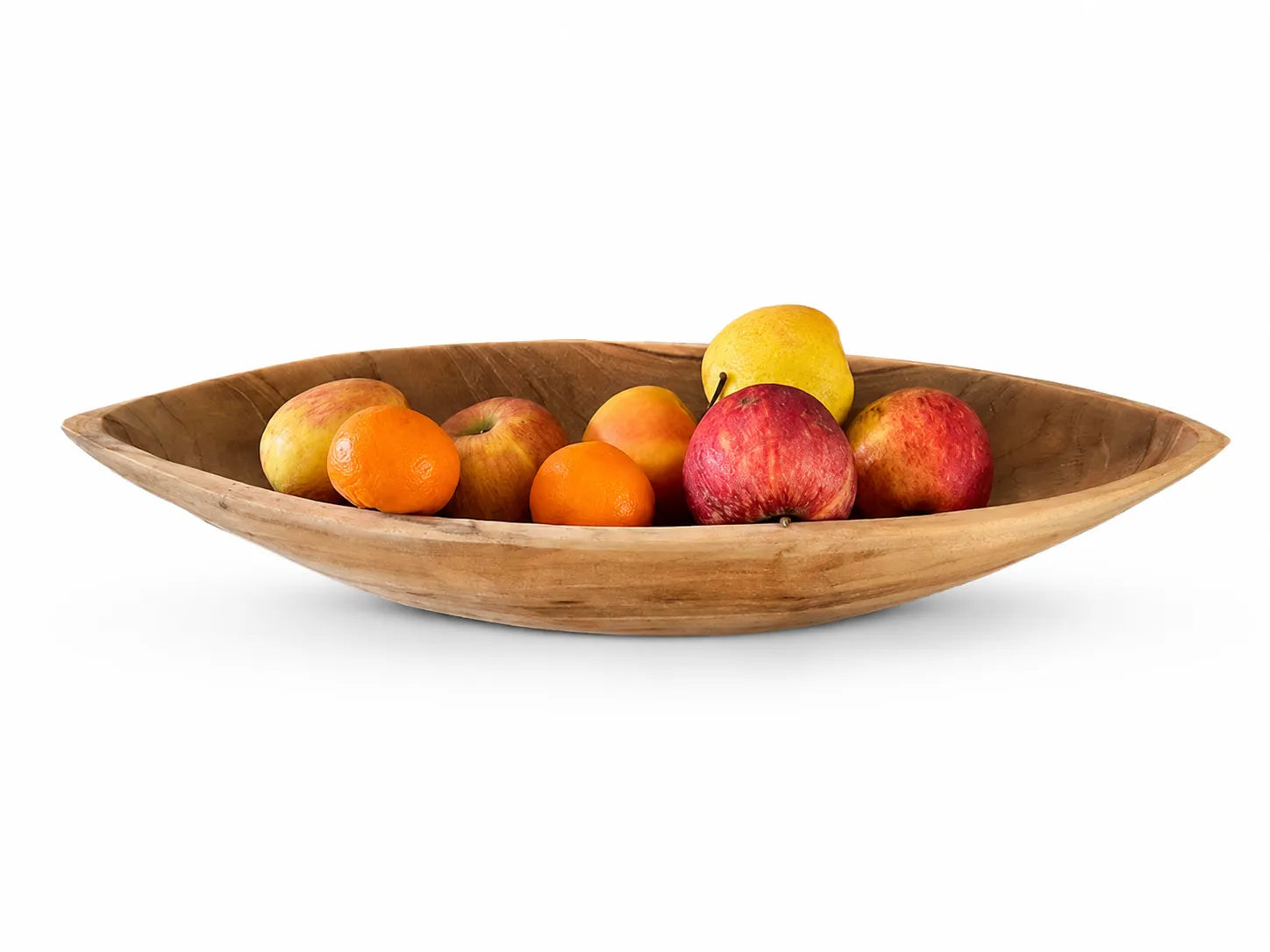 Teakhouten fruitschaal Prauw gevuld met verschillend fruit zoals appels, citroenen en mandarijnen 