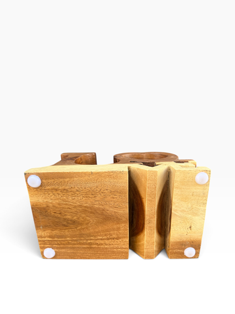 Handgemaakte houten LOVE decoratie
