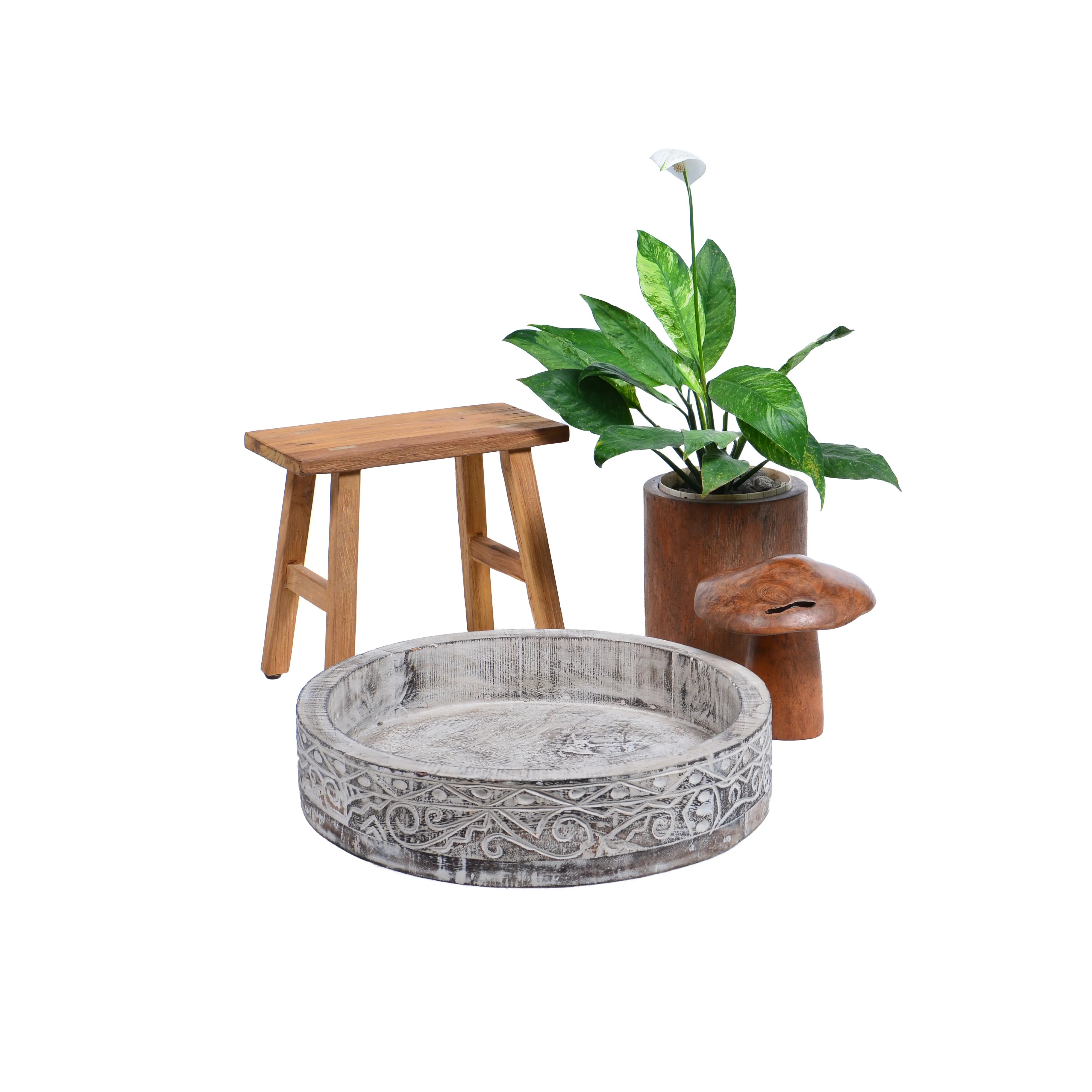 Troja houten schaal met andere producten van Tall Men Standing