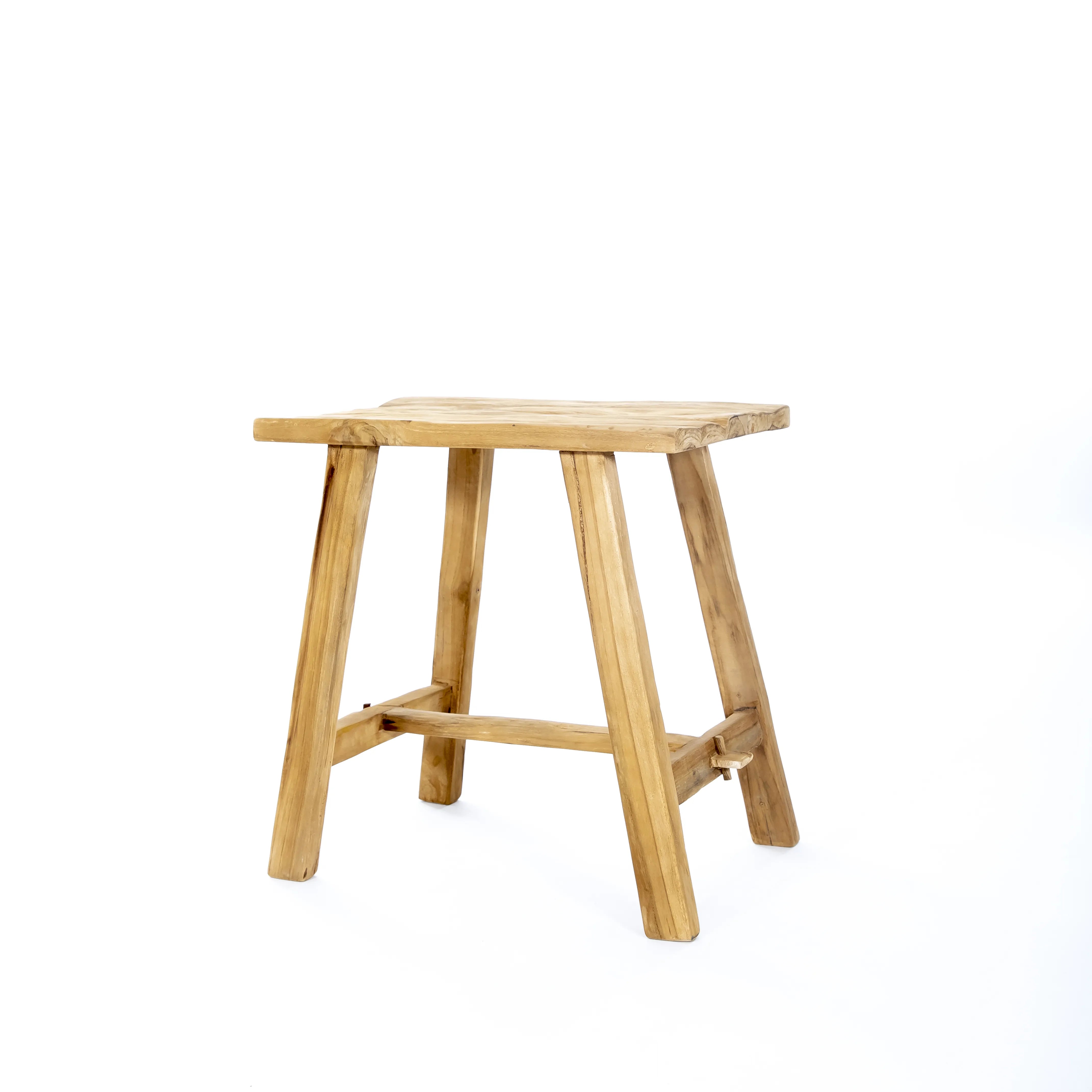 Teakhouten kruk Vintage van oud teak met robuuste poten 50x30x50 cm