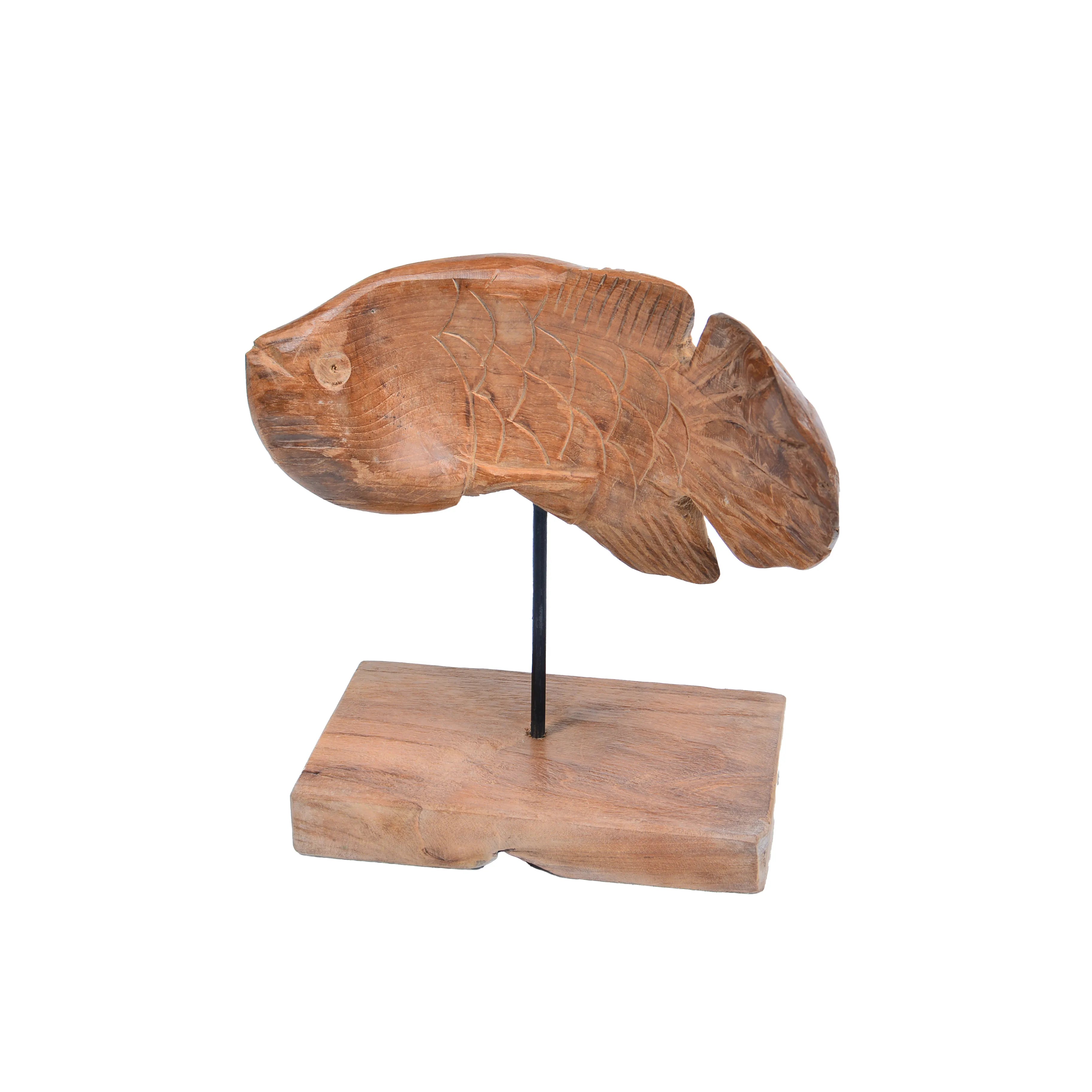 Handgesneden vis beeld van hout op metalen standaard.