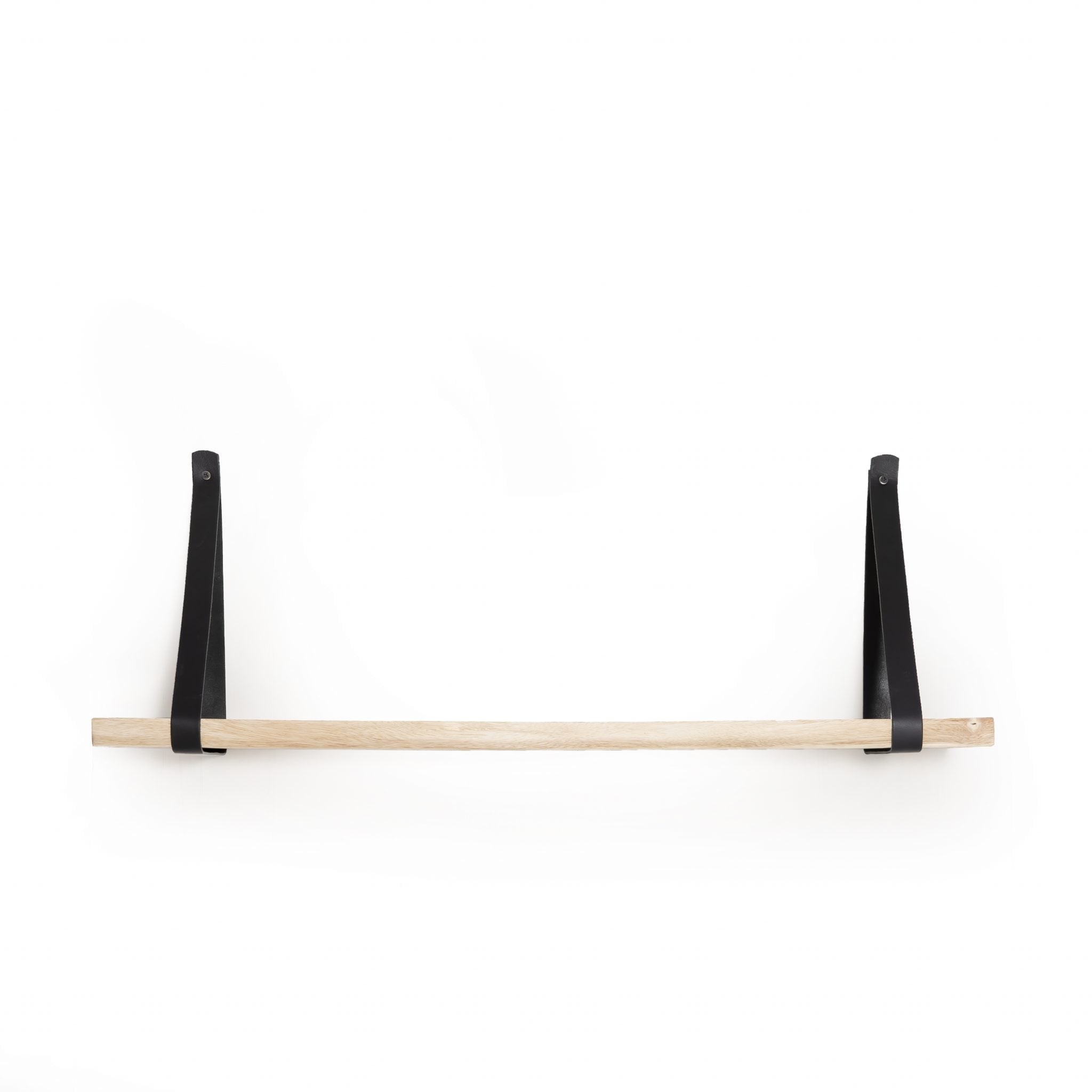 Houten wandplank met leren plankdragers als ophangsysteem.